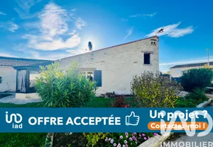 House in Croix-Chapeau (17220)