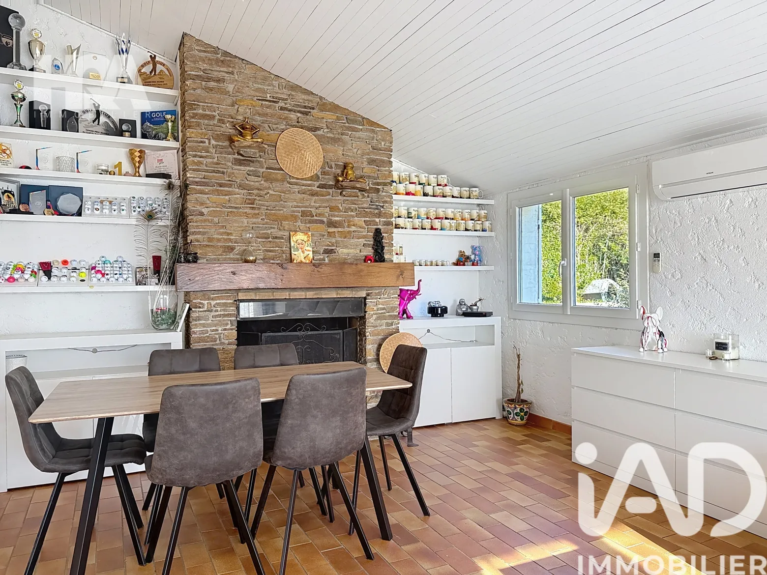 Vente maison à Le Lavandou (83980) : maison 6 pièces 142 m² - 1991510 — 2
