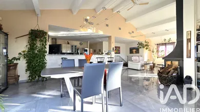 Maison à Sainte-Marie-la-Mer (66470)