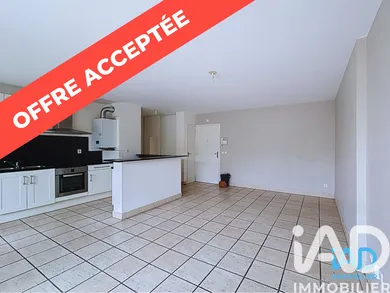 Apartment in Oullins (69600)