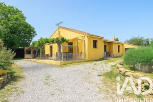 Maison traditionnelle à Cambieure (11240)