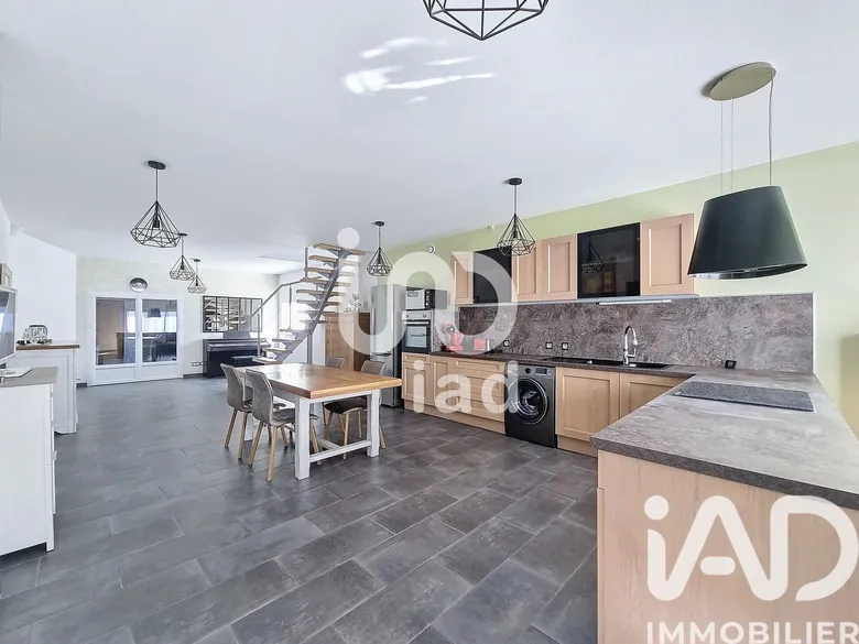Maison 5 pièces 120 m² · à Forges-les-Eaux · 120 m² · 189 000 €