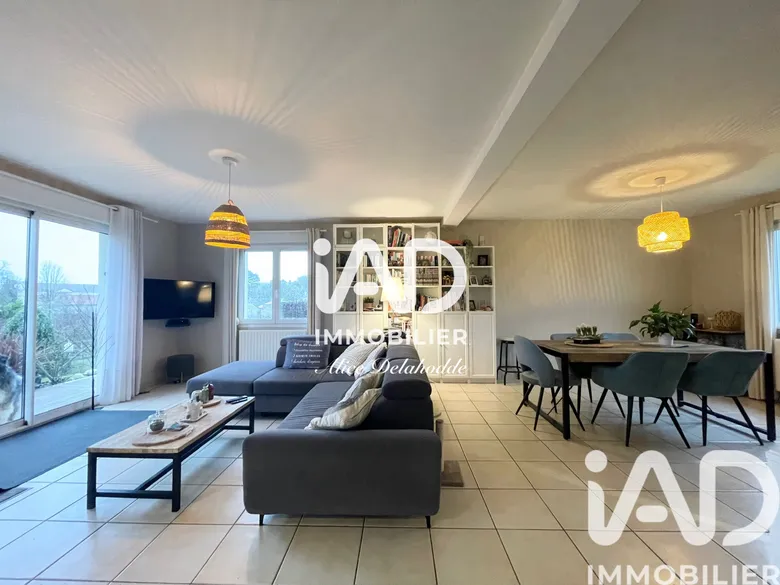 Maison 5 pièces 99 m² · à Camiers · 99 m² · 320 000 €