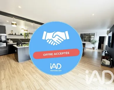 Maison de ville à Saint-Marcellin-en-Forez (42680)