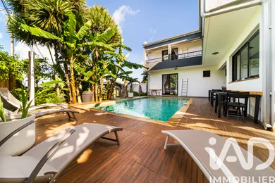 Maison à Saint-Pierre (97410)