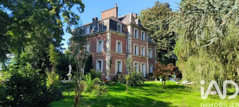 Maison 14 pièces 600 m² · à Roncherolles-en-Bray · 600 m² · 1 292 500 €