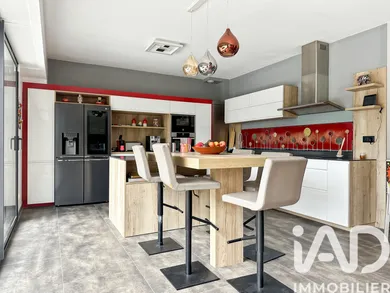 House in Noisy-le-Grand (93160)