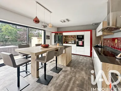 House in Noisy-le-Grand (93160)