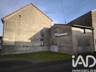 Townhouse in Saint-Maurice-la-Souterraine (23300)