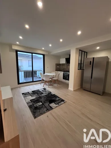 Appartement à Bois-Colombes (92270)