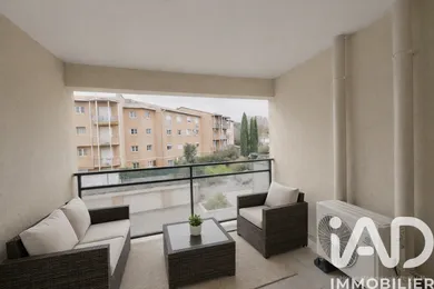 Appartement à Aix-en-Provence (13090)