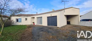 House in Ferrières (17170)