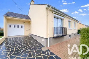 Pavillon à Évron (53600)