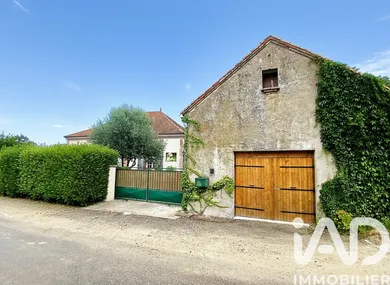 Traditional house in Montesquieu (82200)