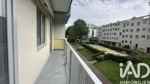 Apartment in Fresnes (94260)