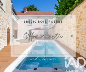 Townhouse in Septeuil (78790)