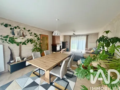 House in GRAY (70100)