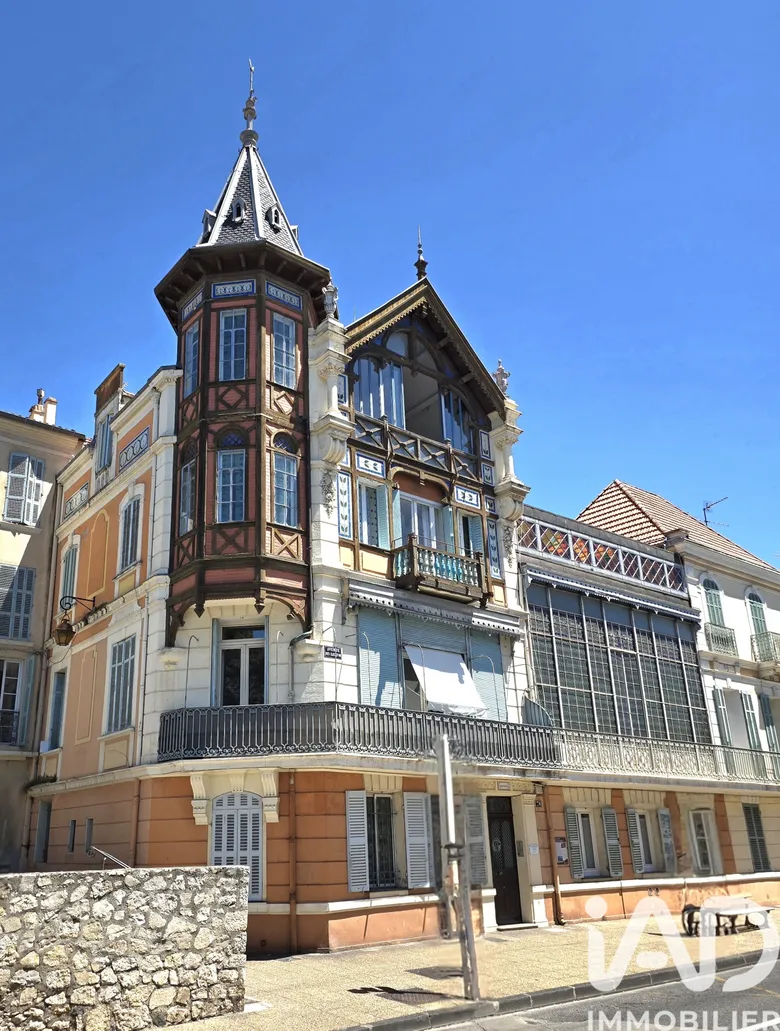 Appartement 3 pièces 92 m² · à Hyères · 91,6 m² · 475 000 €