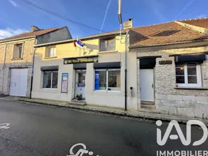 Building in Baron (60300)