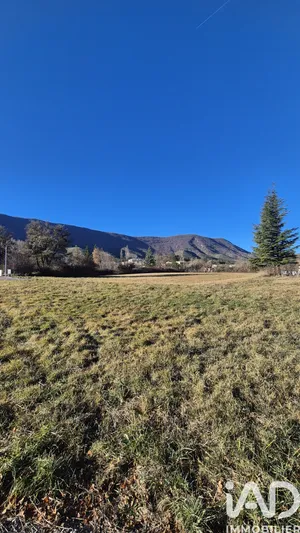 Terrain à bâtir à Les Omergues (04200)