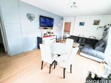 Apartment in Osny (95520)