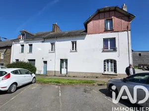 Building in Nozay (44170)