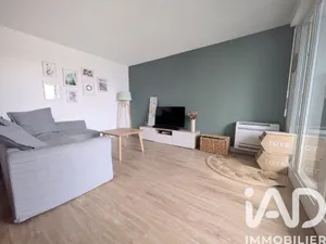 Apartment in Bordeaux (33100)