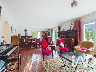 House in Marly-le-Roi (78160)