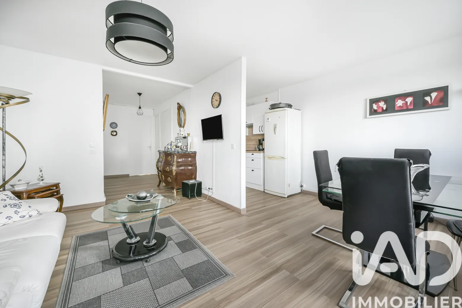 Vente appartement à Paris (75019) : appartement 3 pièces 66 m² — 6