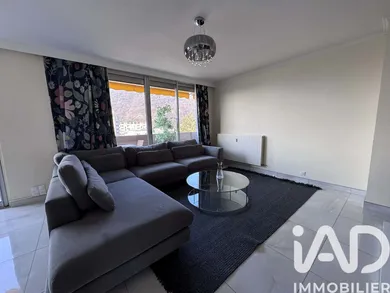Apartment in Seyssinet-Pariset (38170)
