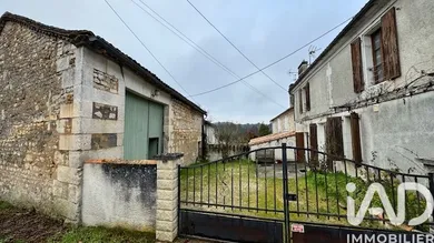 Maison à Dignac (16410)