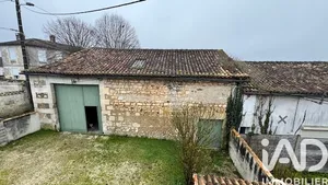 Maison à Dignac (16410)