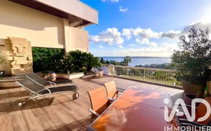 Apartment in Cannes (06400)