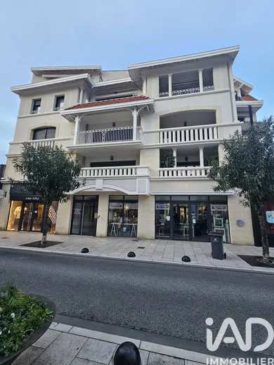 Apartment in Arcachon (33120)