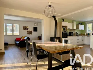 Maison à Saint-Cyr-sur-Loire (37540)