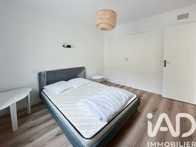 Apartment in Bagnols-sur-Cèze (30200)