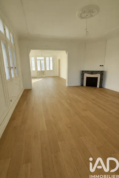 Manor in Le Neubourg (27110)