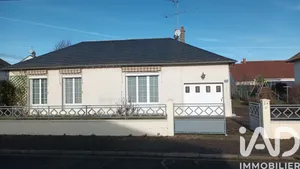 House in Mer (41500)