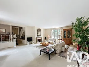 Maison à La Queue-en-Brie (94510)