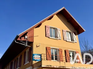 Appartement à Pugny-Chatenod (73100)