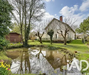Maison à Saint-Laurent-des-Hommes (24400)