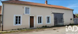 Village house in Saint-Pierre-les-Étieux (18210)