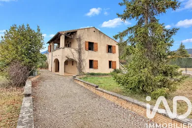 Maison à Die (26150)