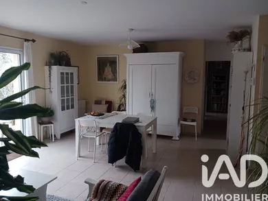 House in Gençay (86160)