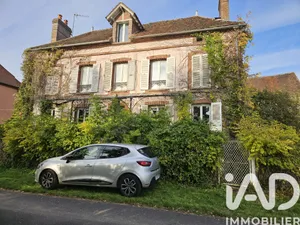 Village house in Armeau (89500)