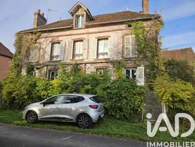 Maison de village à Armeau (89500)