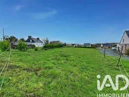 Building plot in Saint-Jean-du-Doigt (29630)