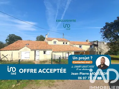 Building in Saint-Vincent-sur-Graon (85540)