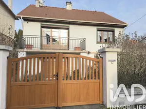House in Dammarie-lès-Lys (77190)