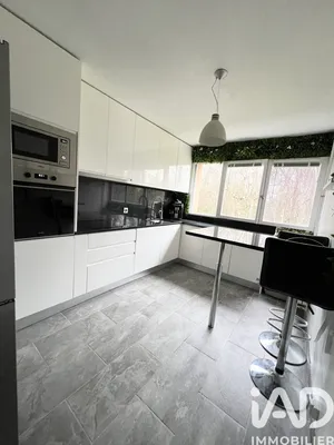 Apartment in Élancourt (78990)